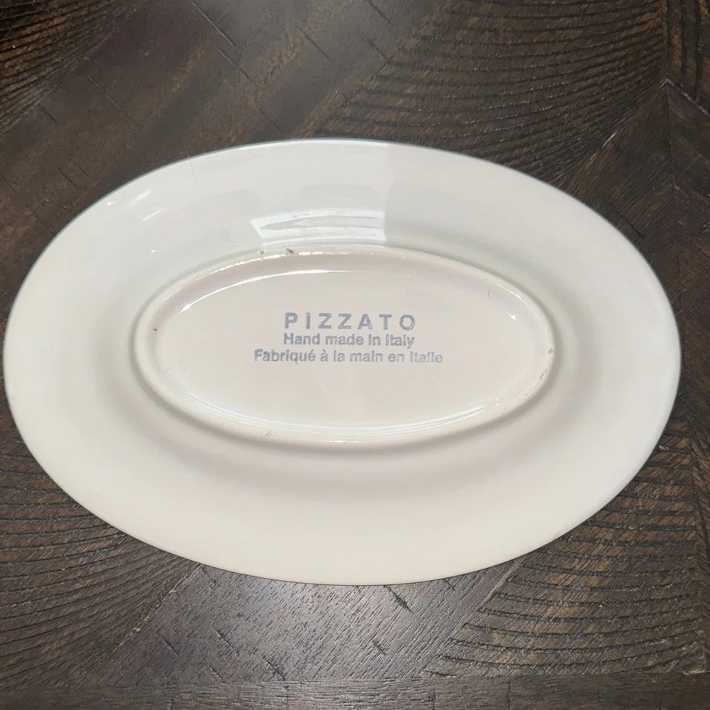 Pizzato handmade in italy White Serveware Set with Gravy Boat and Oval Platter - Picture 6 of 8